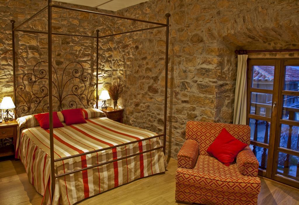 Hotel Casona Cuervo San Tirso de Candamo Ngoại thất bức ảnh