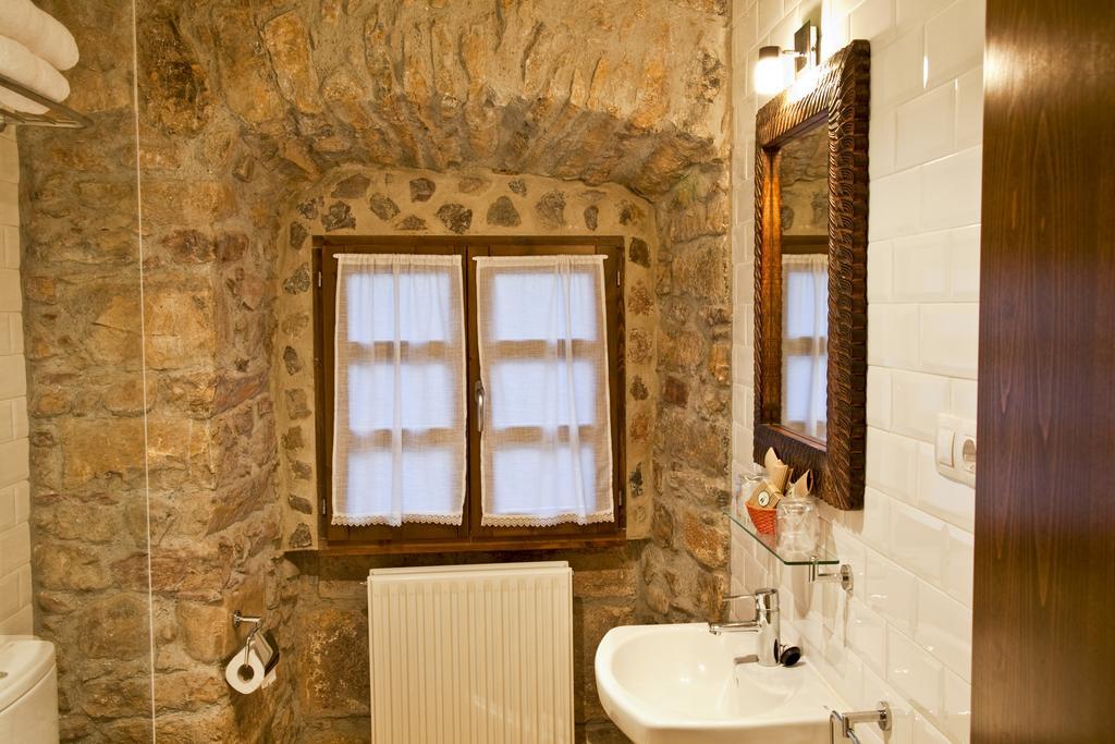 Hotel Casona Cuervo San Tirso de Candamo Ngoại thất bức ảnh